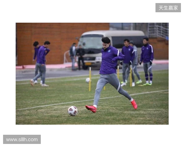 足球报:津门虎新赛季负10分开局形势严峻,于根伟并未失去信心 足球报:津门虎新赛季负10分开局形势严峻,于根伟并未失去信心